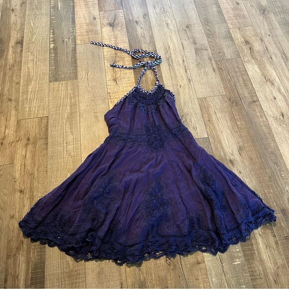 Free People Dresses & Skirts - Free People Vintage Embroidered Brocade Royal
Purple Dress size 4